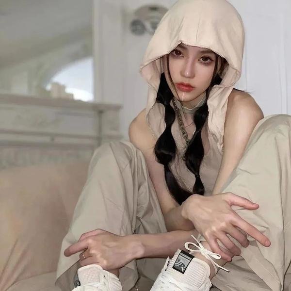 愤世嫉俗者、老鼠和拳头